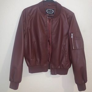 Medium maroon leather jacket with pockets
